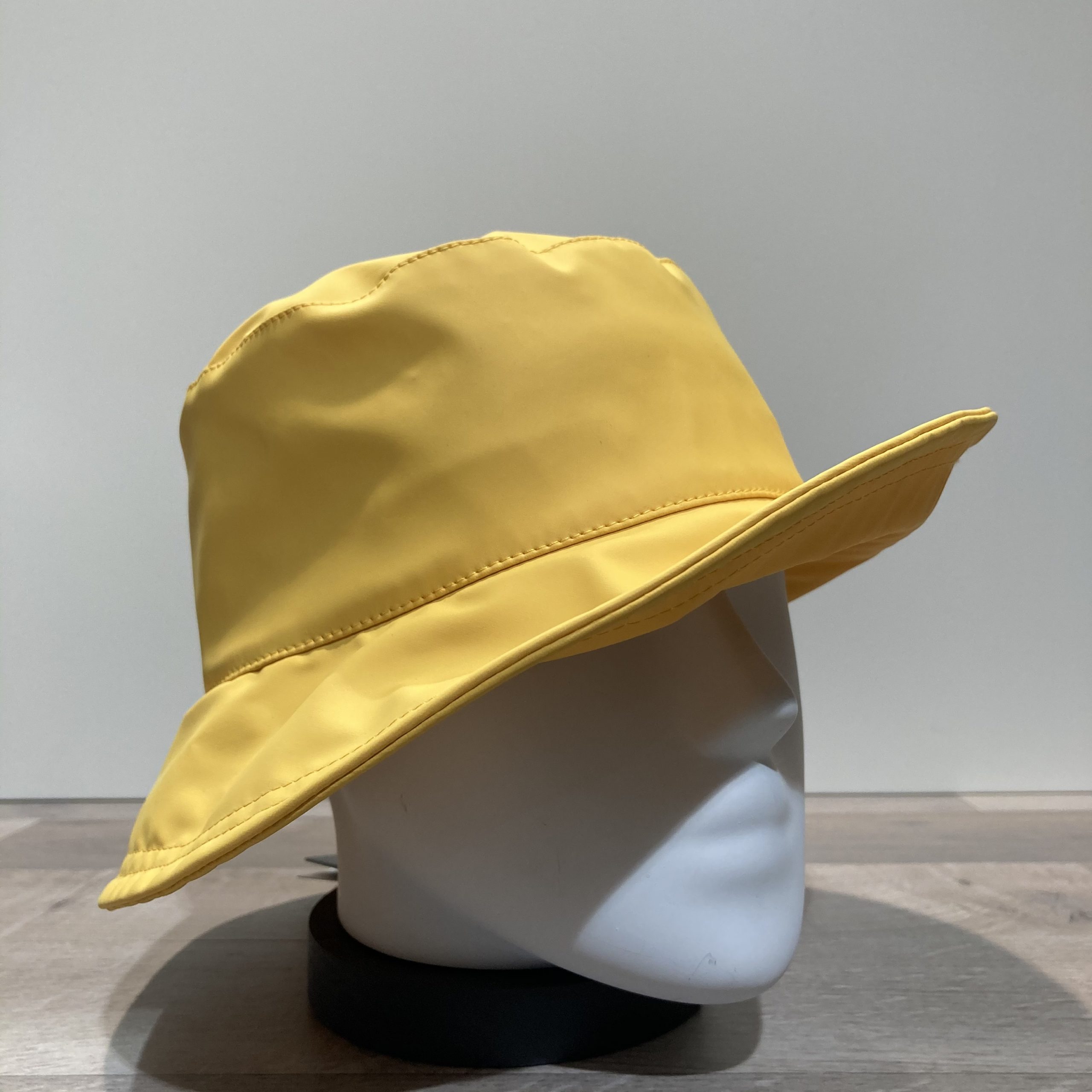 Chapeau bob de pluie jaune doublé - Kausia