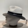Chapeau noir paille papier malléable