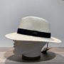 Chapeau panama blanc ajustable galon noir