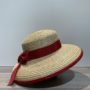 Chapeau bord tombant paille cousue ajustable avec ruban rouge