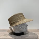 Casquette visière ajourée paille naturelle avec ruban beige