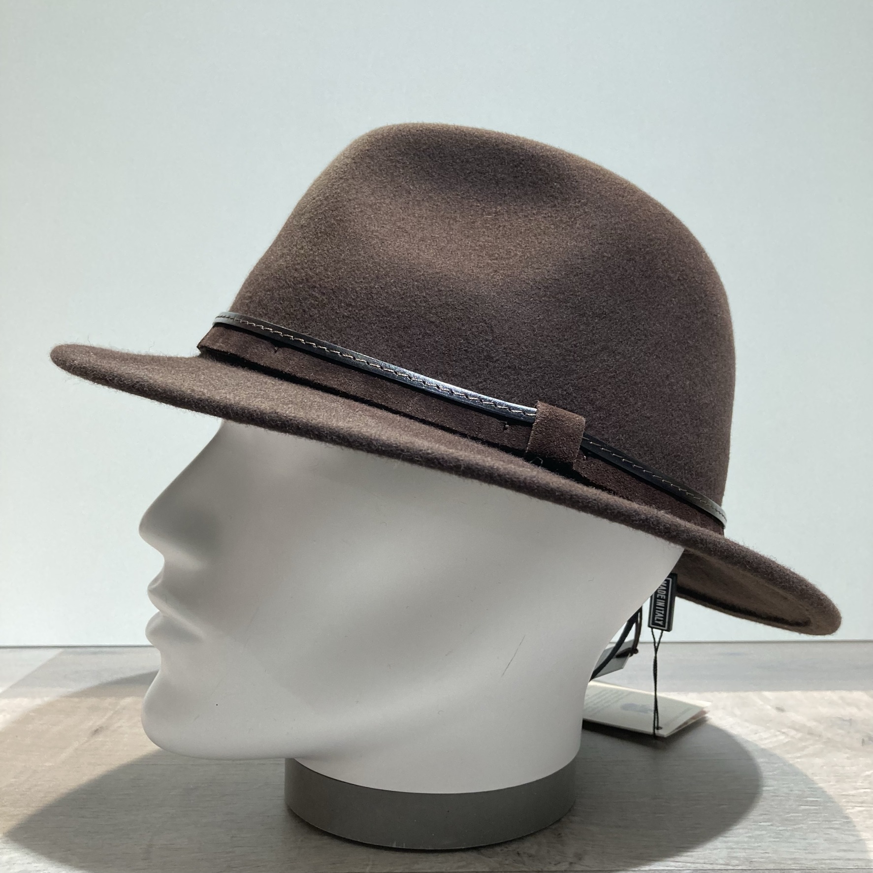 Chapeau femme en feutre de laine marron